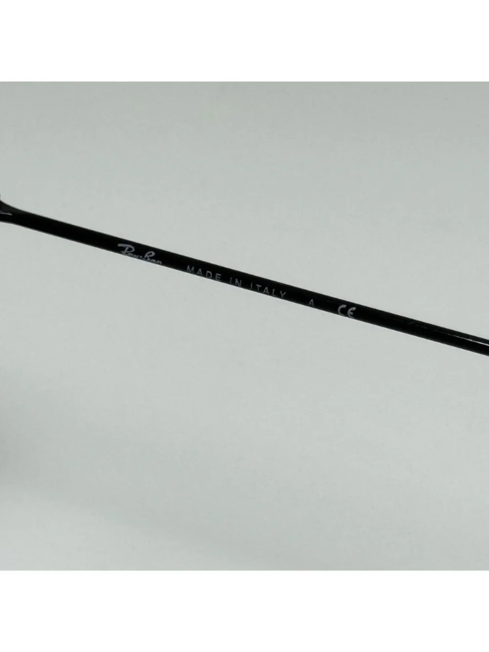Ray Ban Sunglasses RB 3138 002 Shooter Black Italy 62-09